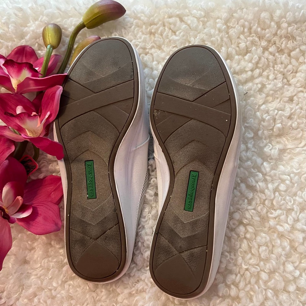 White Canvas Memory Foam Grasshoppers With Cream … - image 4